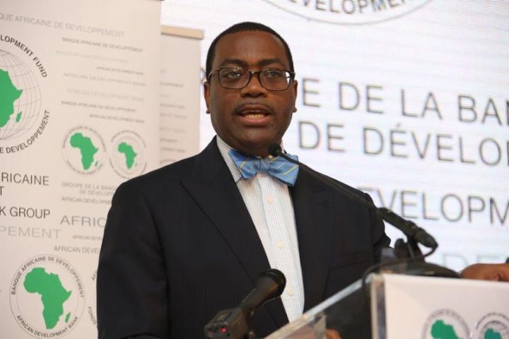 21/10/16  Les futurs millionnaires d'Afrique viendront de l'agriculture, et non de l'industrie du ptrole et du gaz. L'agriculture sera le nouveau ptrole de l'Afrique  (Akinwumi Ayodeji Adesina, Prsident BAD)